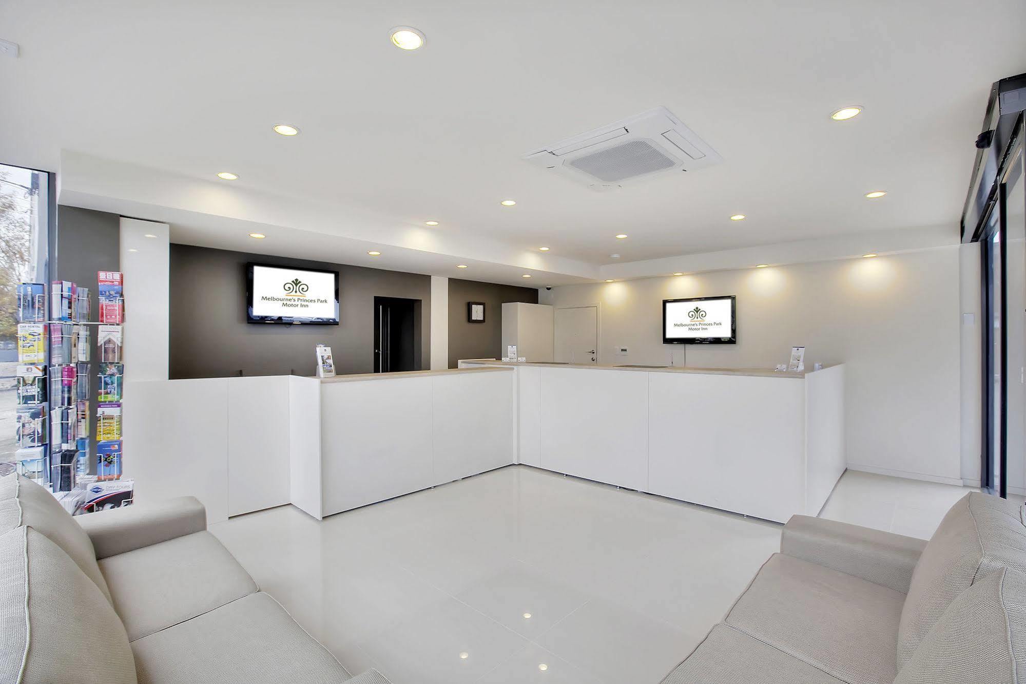 Melbourne'S Princes Park Hotel Екстериор снимка