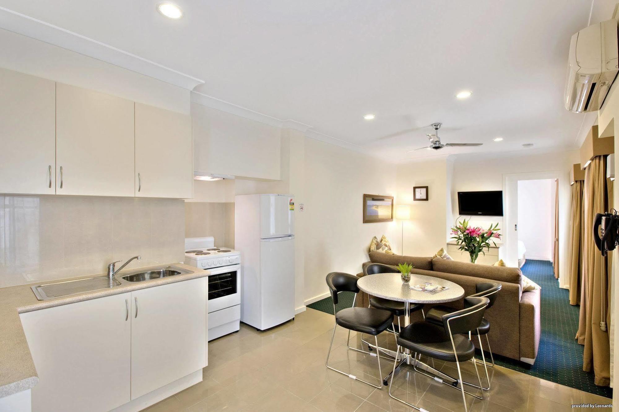 Melbourne'S Princes Park Hotel Екстериор снимка